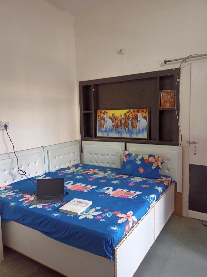 City Crown Guest House Sundarnagar Quarto foto